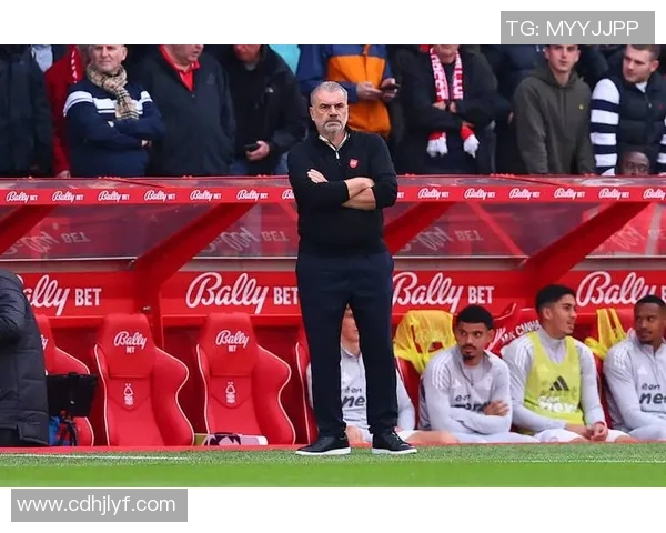 英超联赛将在新赛季引入VAR技术，球迷期待裁判更加公正和准确的判罚结果