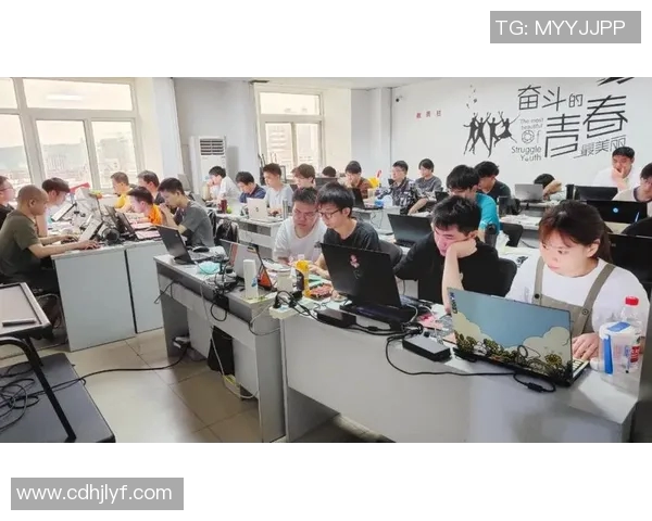 刘铮的奋斗与坚持：从篮球场到人生舞台的精彩旅程