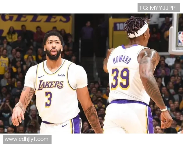 小乔丹与霍华德精彩对决视频回顾谁才是篮坛巨星的真正代表