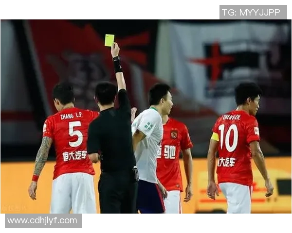 恒大与香港东方对决引发的争议与反思:足球背后的商业与文化冲突