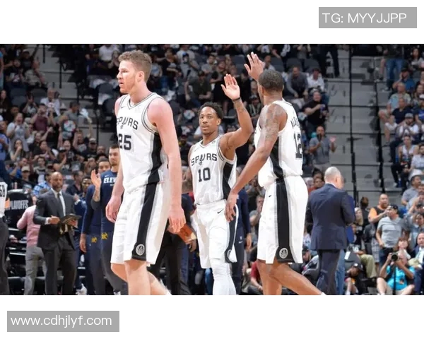 七六人对阵掘金的精彩对决分析与赛后总结